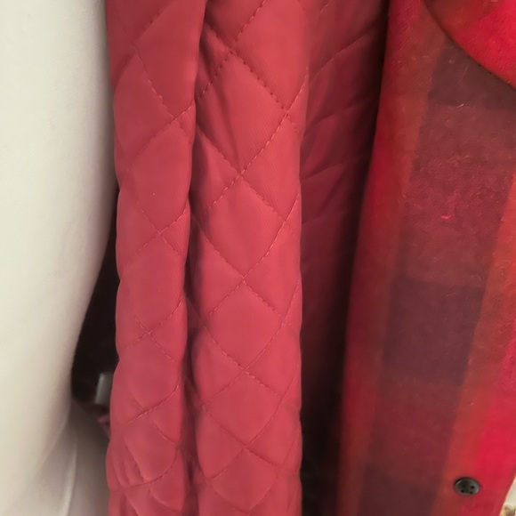 Pendleton Red and Black Woolen Jacket - Picture 9 of 12